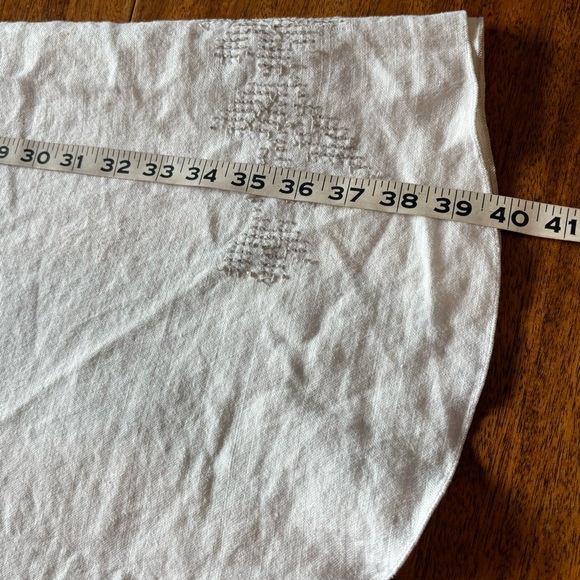 Vtg Lg Table Cloth Cross Stitch pattern Cream Tan 62X80 EUC - Picture 8 of 10